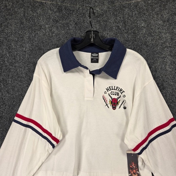 Stranger Things Hellfire Club Cropped Polo Shirt Womens L w/ Patches‎ Netflix - Picture 5 of 8